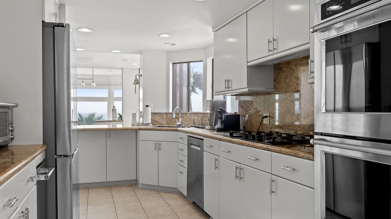 Photo of Kitchen in Sand Section
