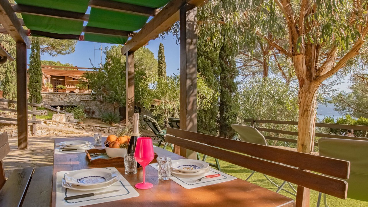 Photo of Outdoor in Naregno