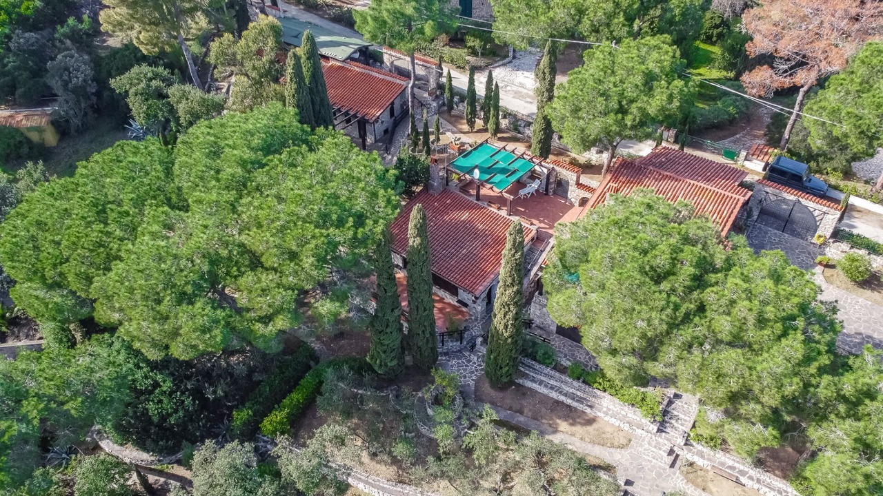 Photo of Outdoor in Naregno