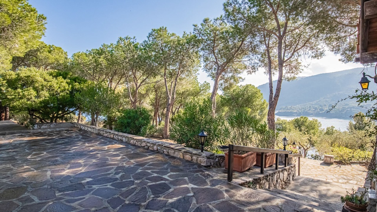Photo of Patio Balcony in Naregno