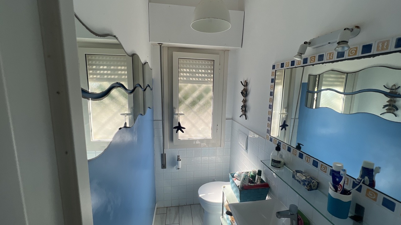 Photo of Bathroom in Anzio