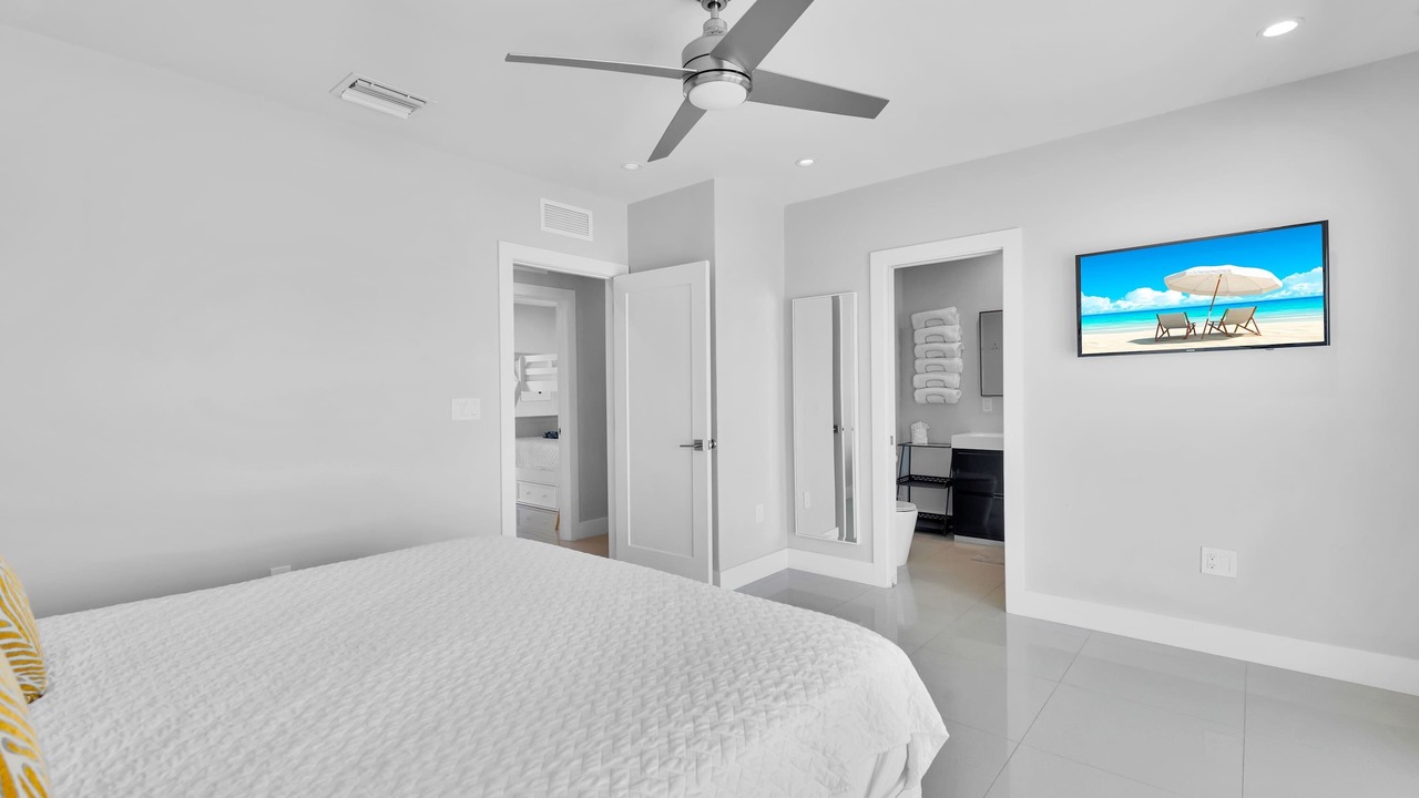 Photo of Bedroom in Key Colony Beach