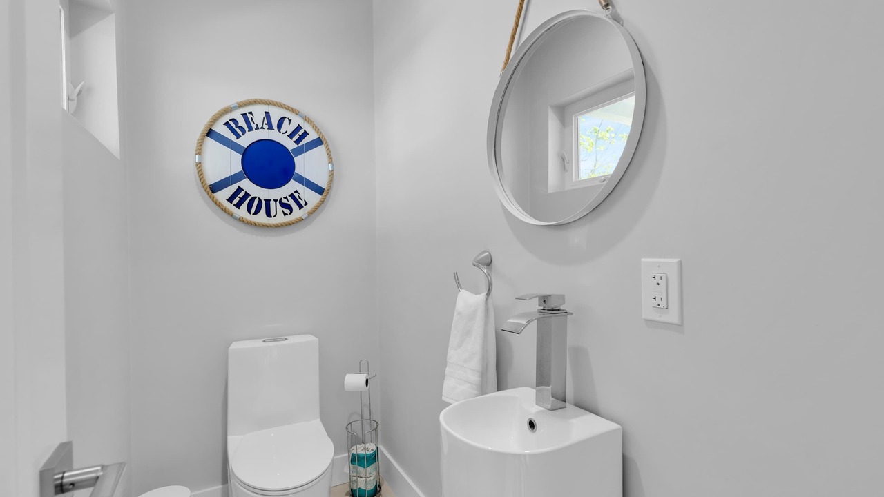 Photo of Bathroom in Key Colony Beach
