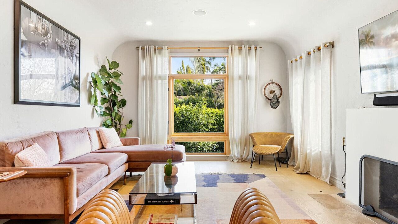 Photo of Livingroom in Los Feliz