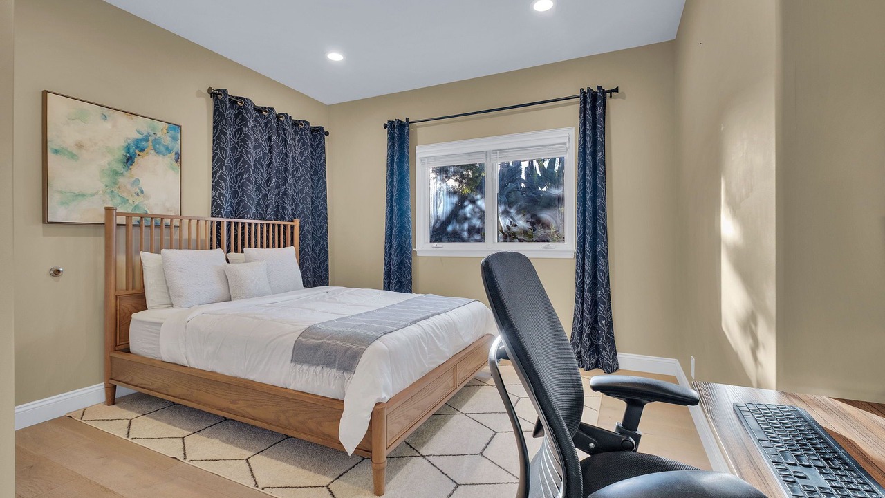 Photo of Bedroom in Torrance