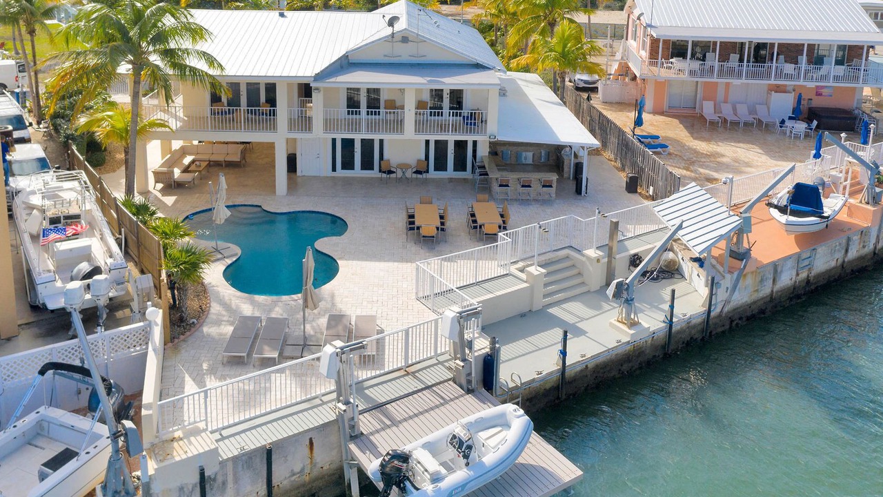Photo of Outdoor in Blue Harbor Club