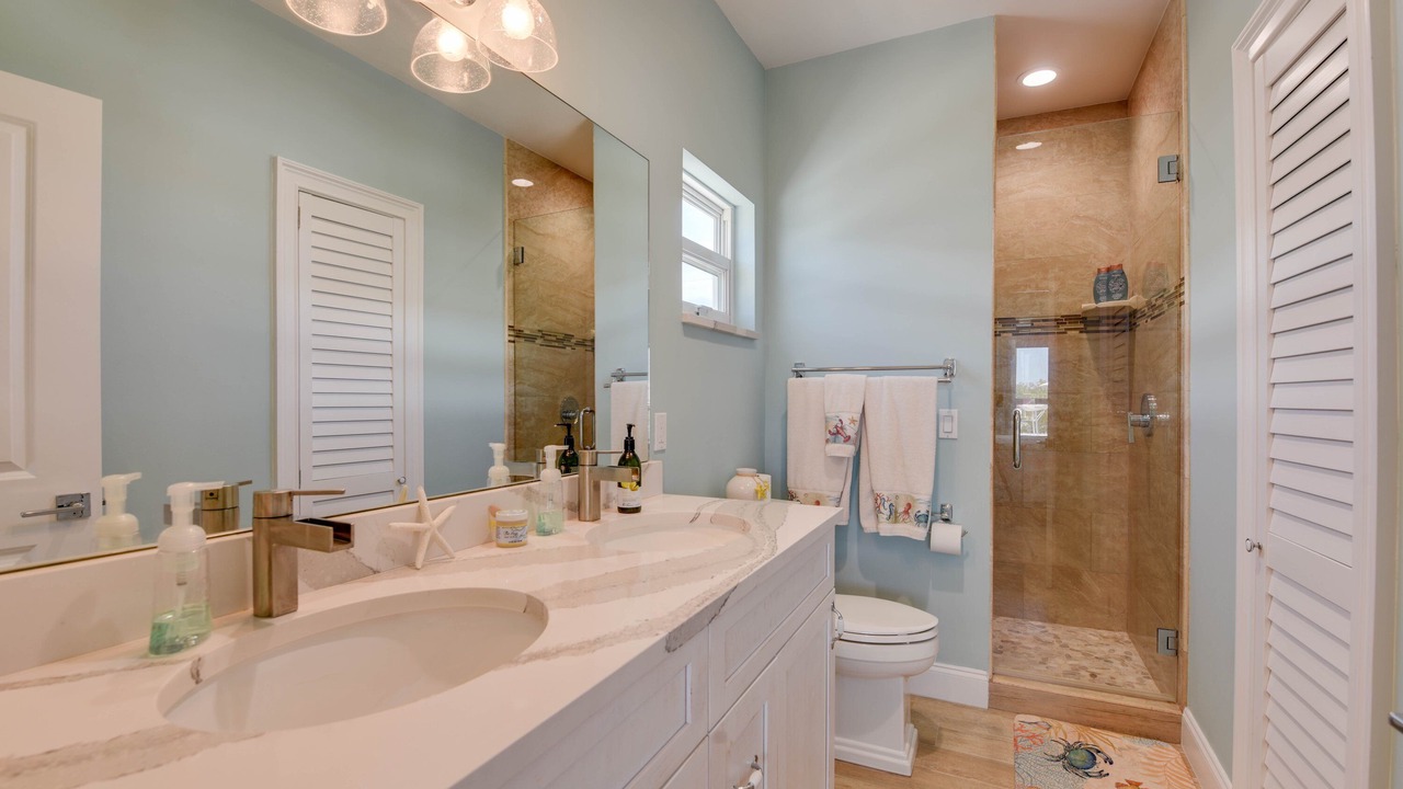 Photo of Bathroom in Breezeswept Beach Estates