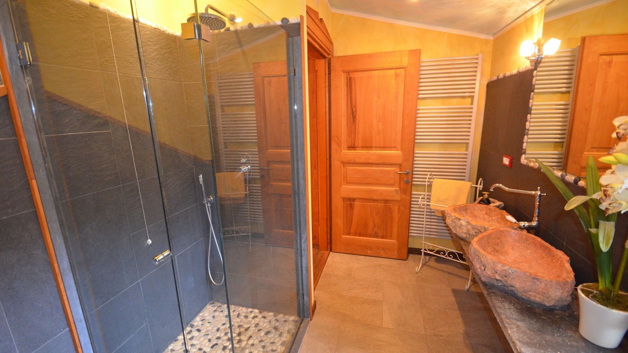Photo of Bathroom in Lucinasco
