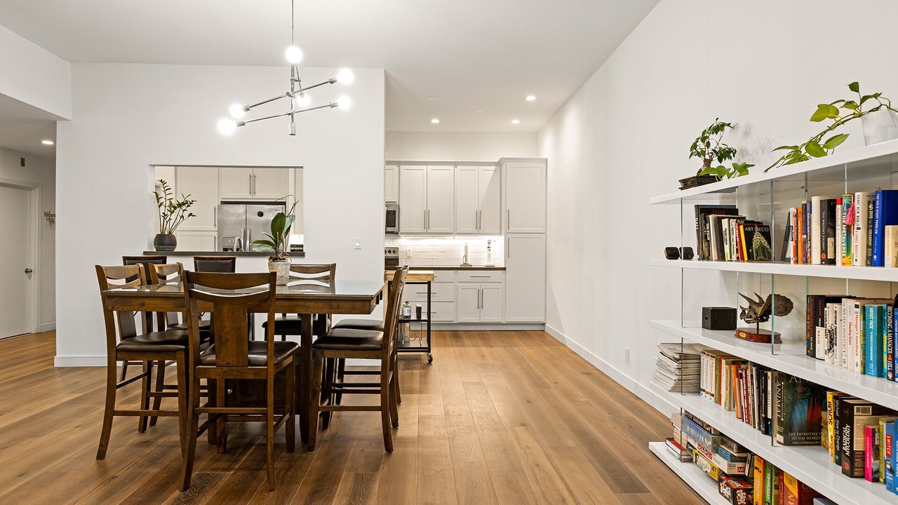 Photo of Kitchen in West Los Angeles