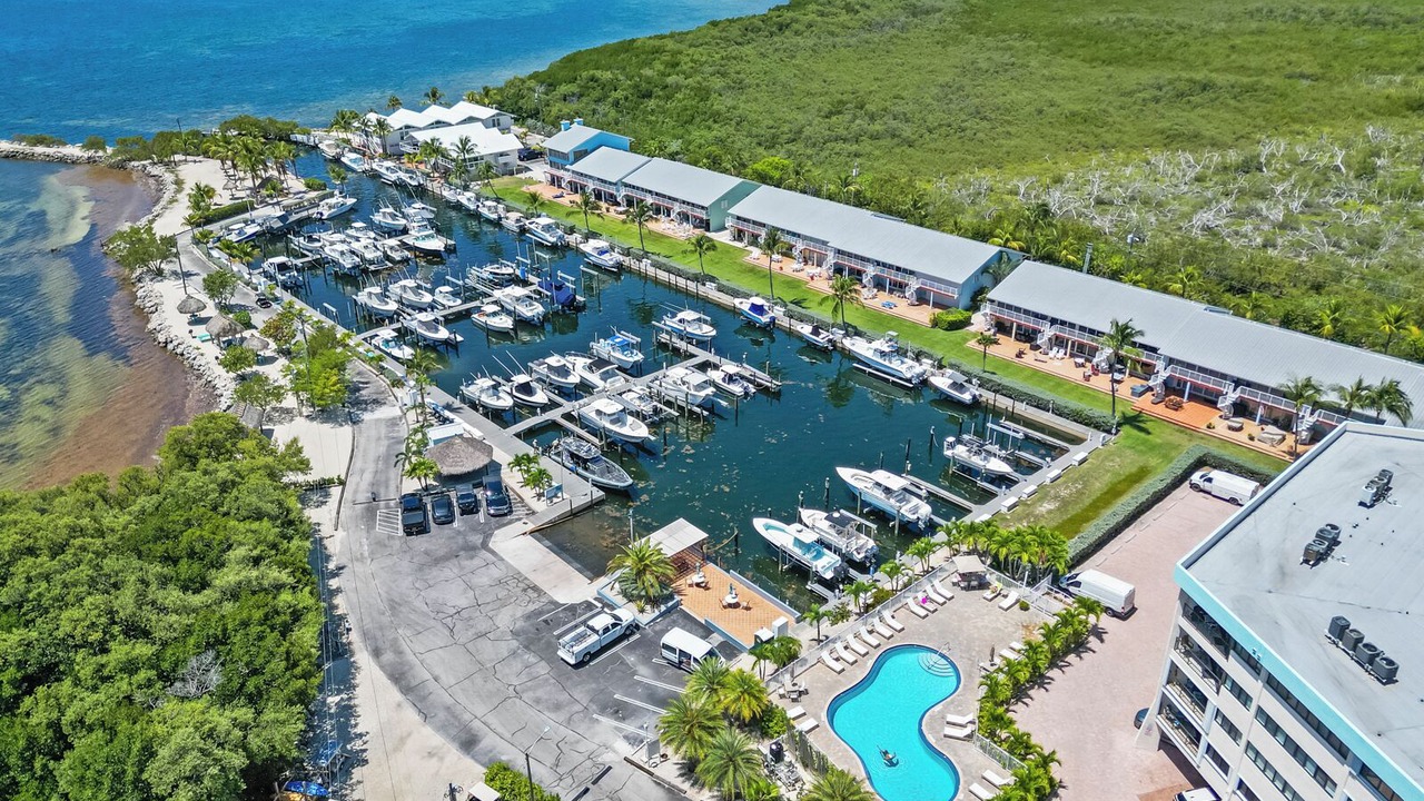 Photo of Others in Rock Harbor