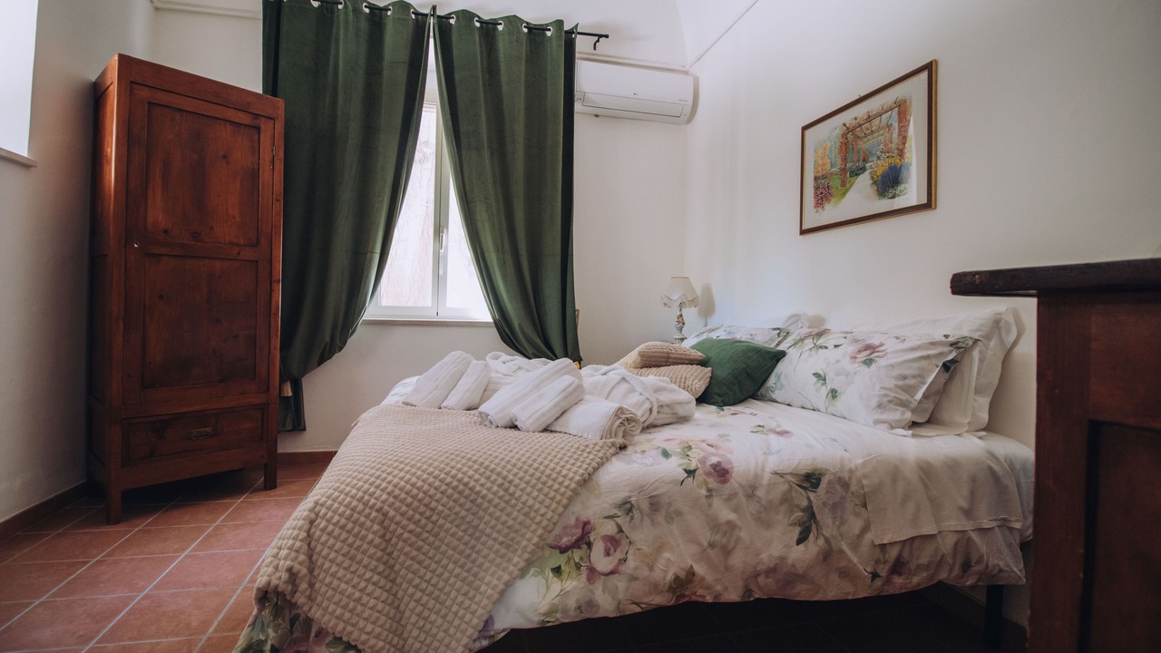 Photo of Bedroom in Torre de' Passeri