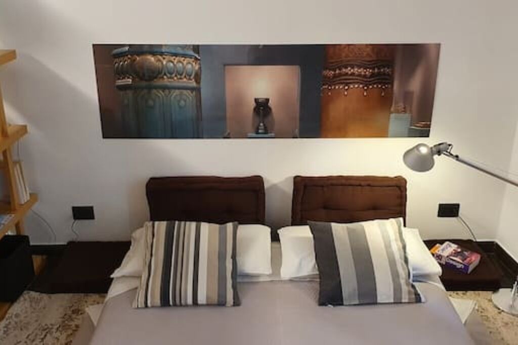 Photo of Bedroom in Genoa Historical Centre