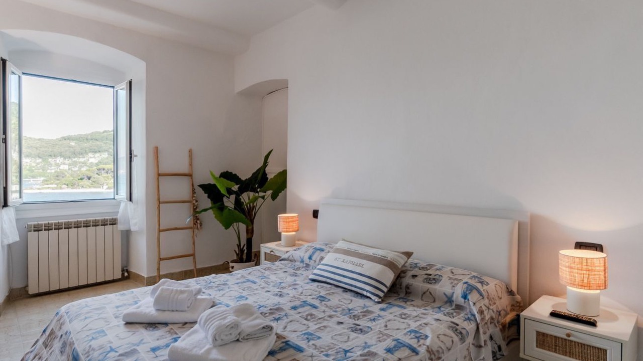 Photo of Bedroom in Portovenere