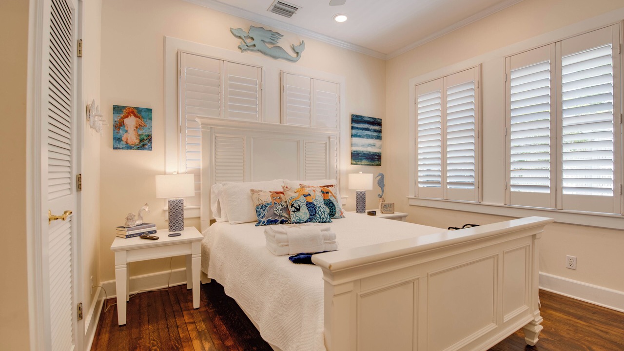 Photo of Bedroom in Midtown
