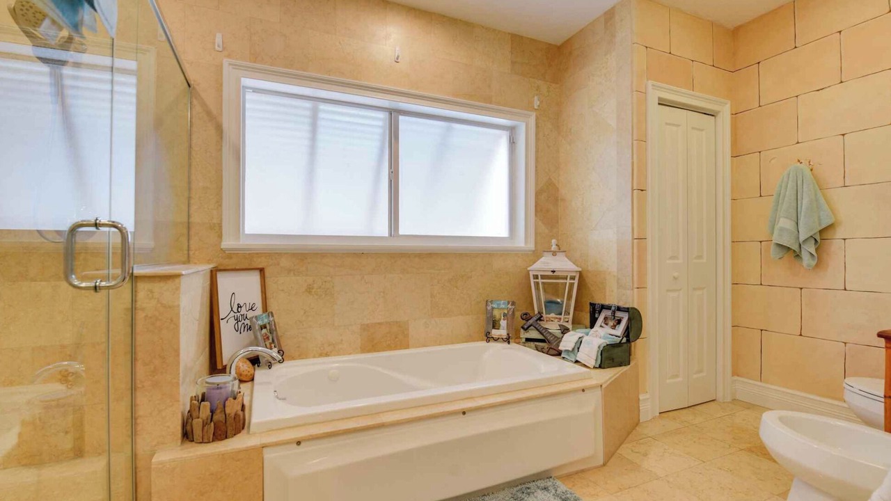 Photo of Bathroom in Key Colony Beach