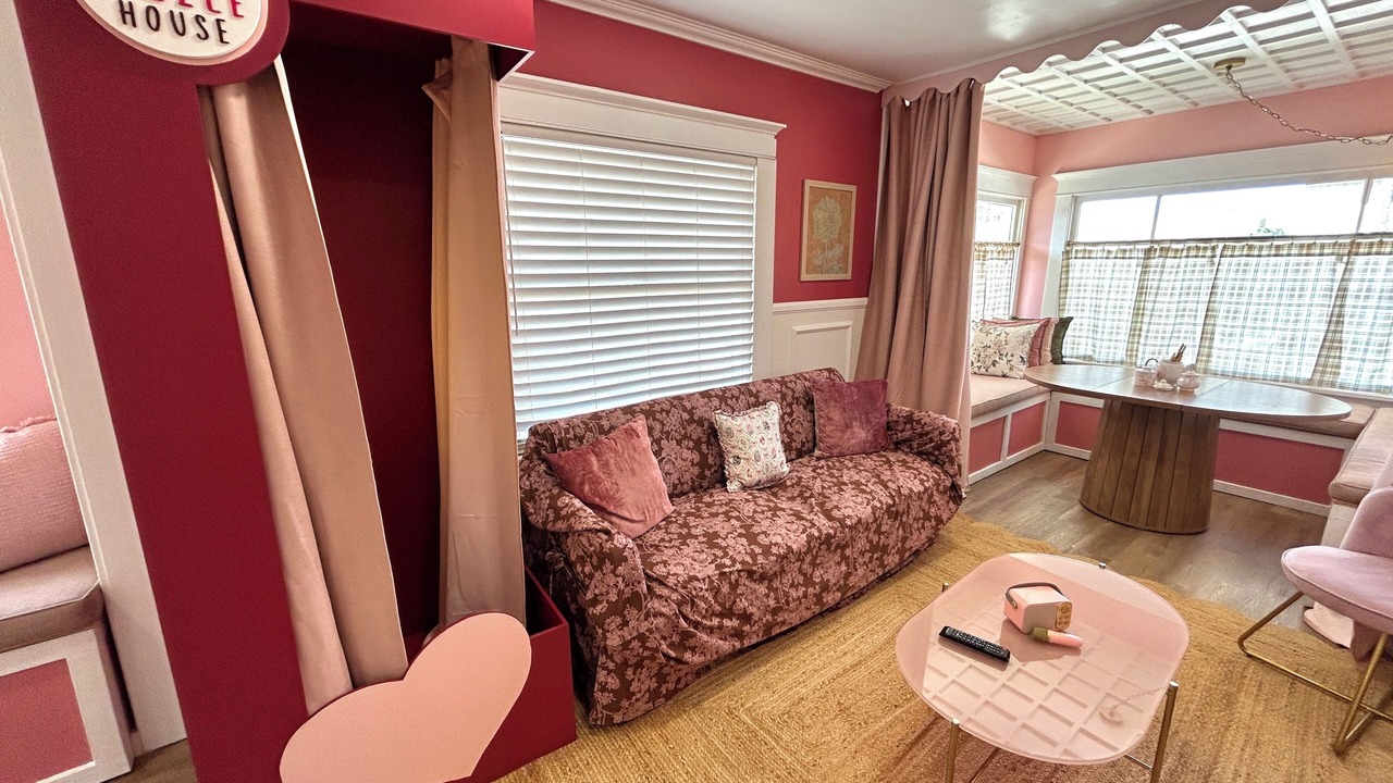 Photo of Livingroom in Eastside