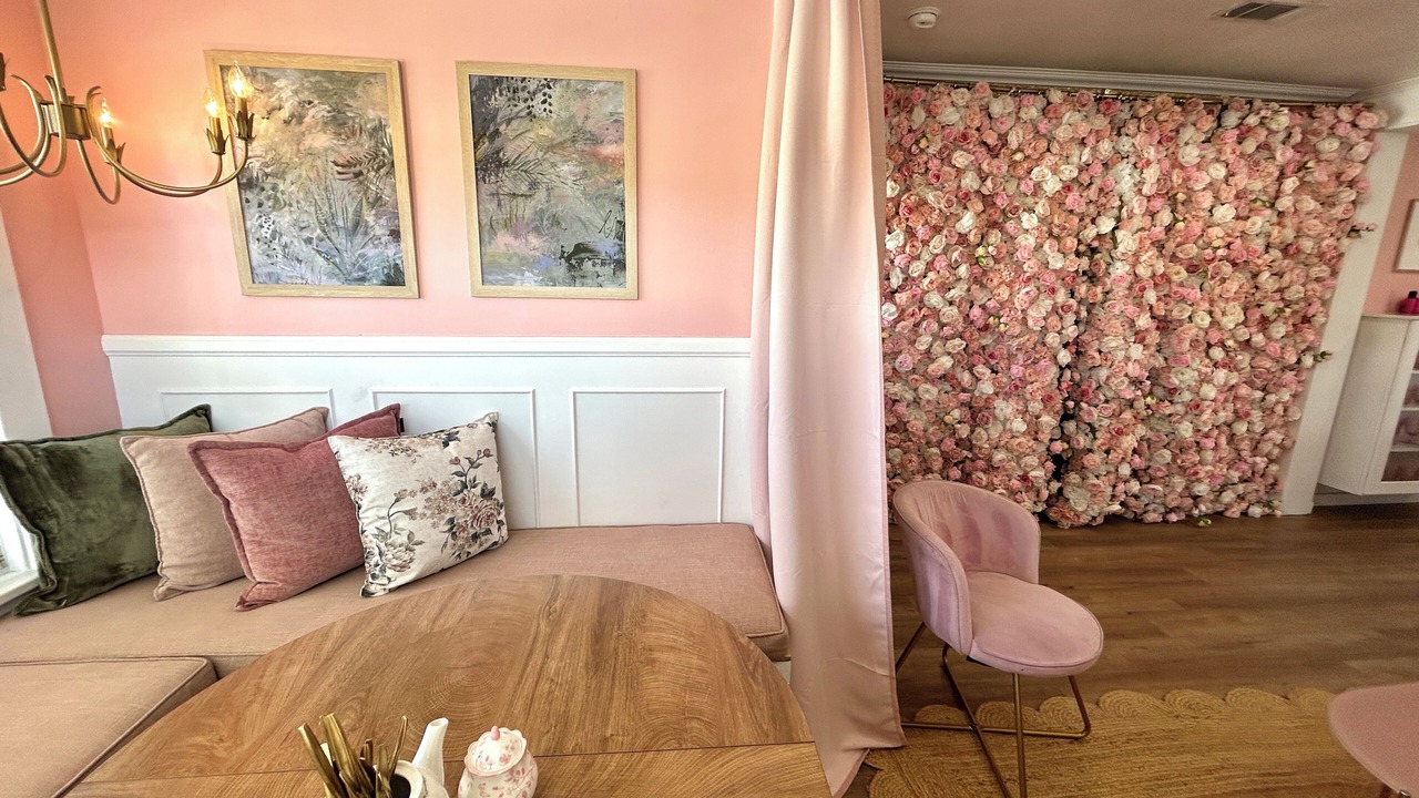 Photo of Livingroom in Eastside