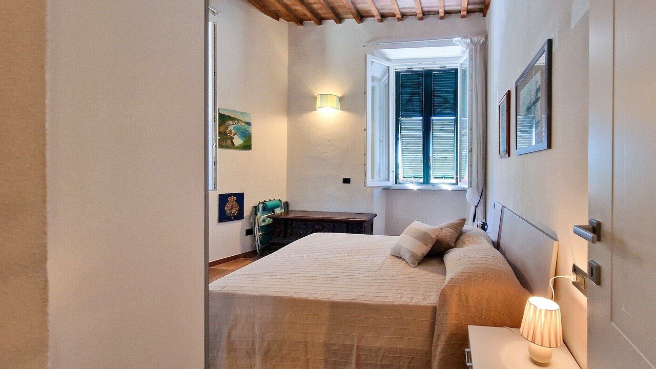 Photo of Bedroom in Portoferraio Old Town