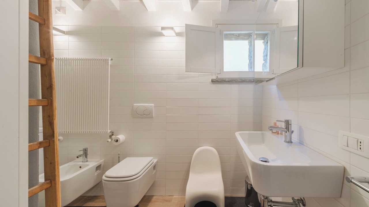 Photo of Bathroom in Pignone