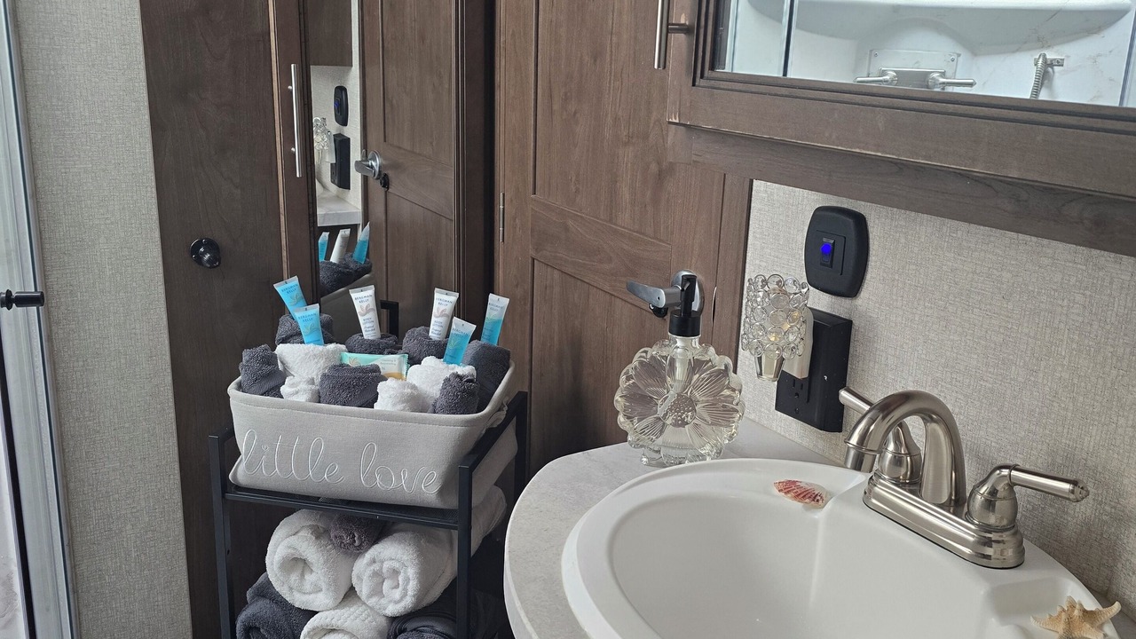 Photo of Bathroom in Key Largo Village