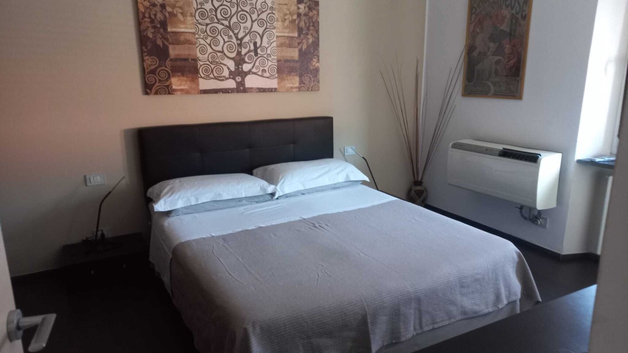Photo of Bedroom in La Spezia Historic Centre