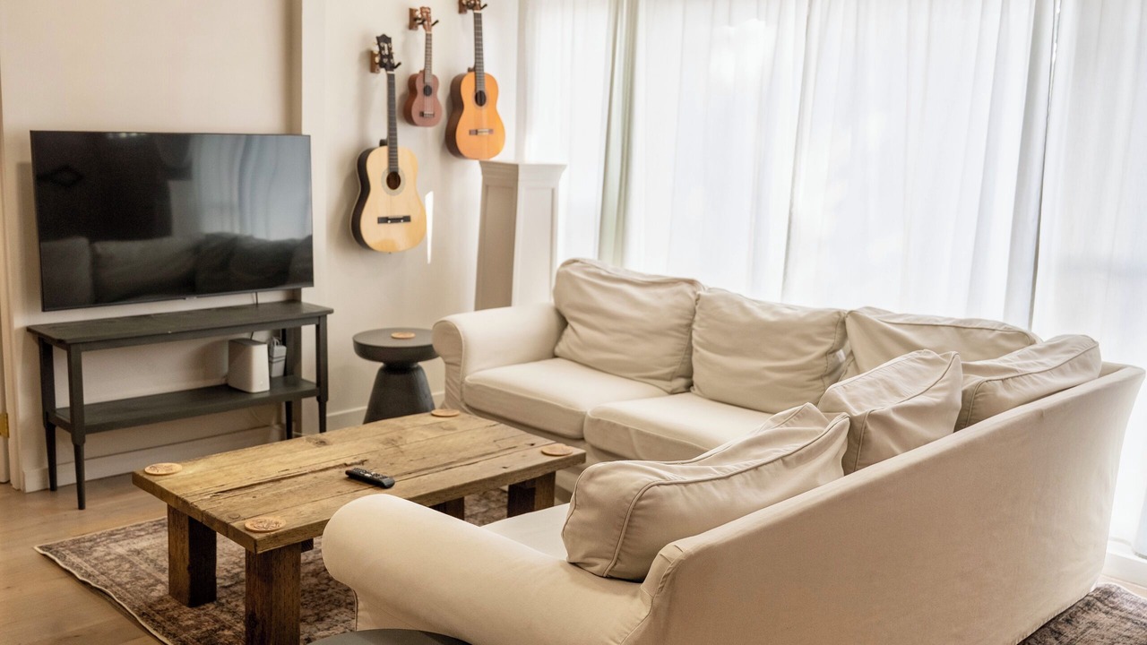 Photo of Livingroom in West Athens