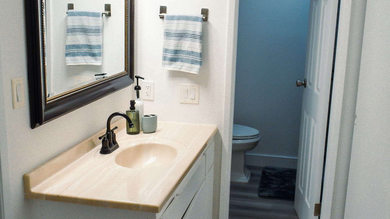 Photo of Bathroom in Park Estates