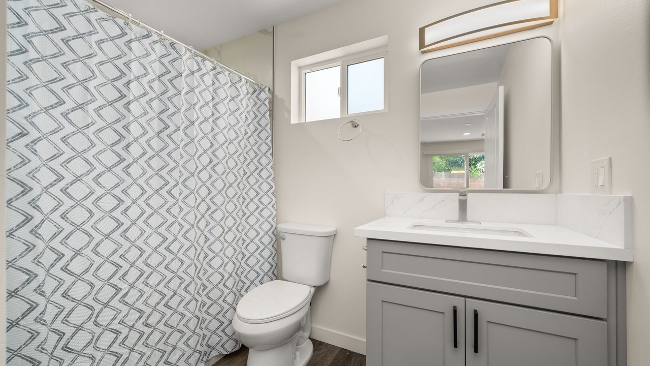 Photo of Bathroom in Harbor