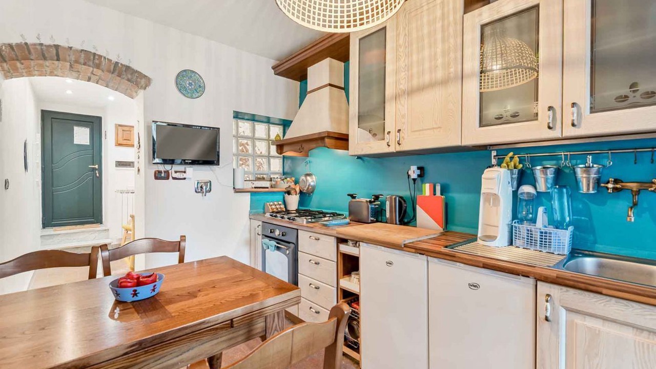 Photo of Kitchen in Valeriano Lunense