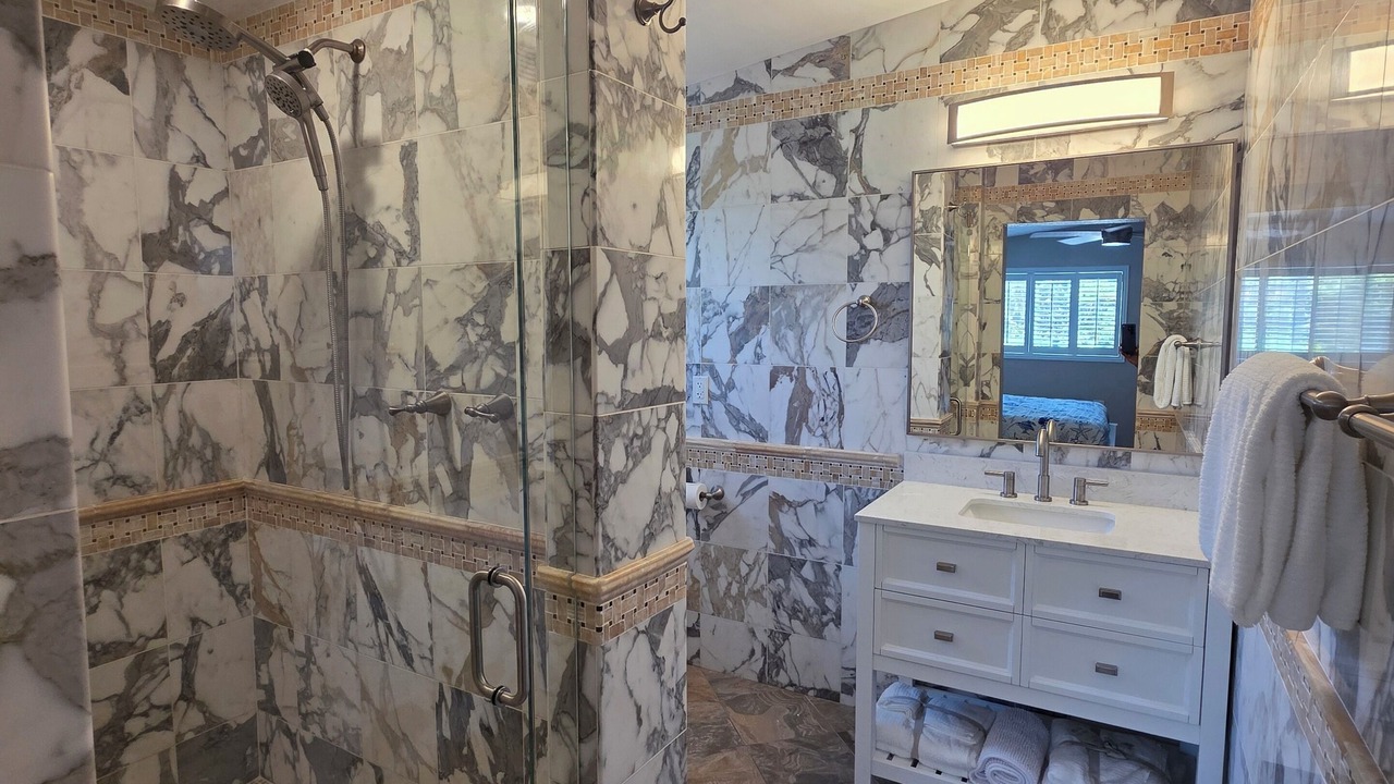 Photo of Bathroom in Key Colony Beach