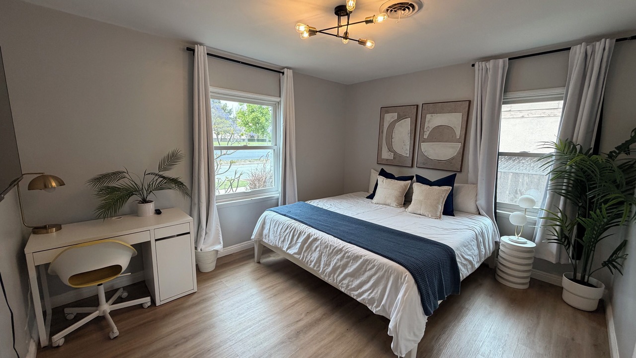 Photo of Bedroom in South of Conant