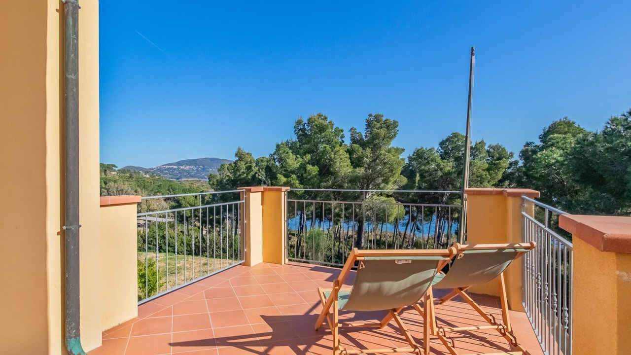 Photo of Patio Balcony in Lacona