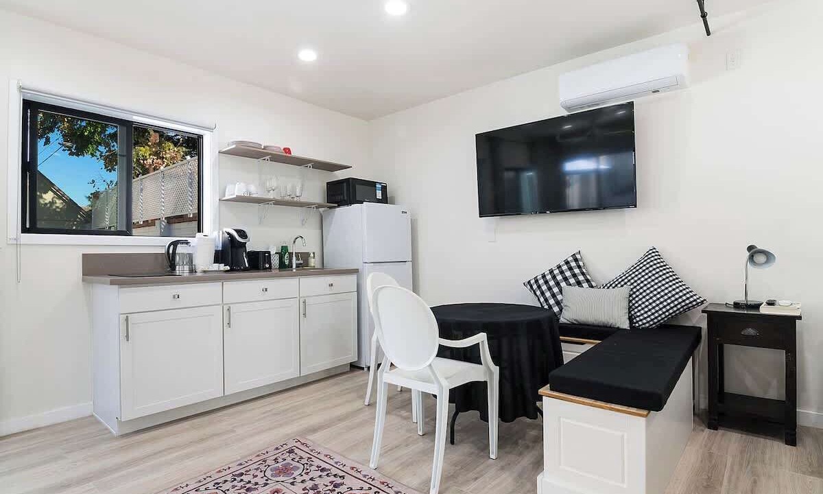 Photo of Kitchen in Greater Wilshire - Hancock Park
