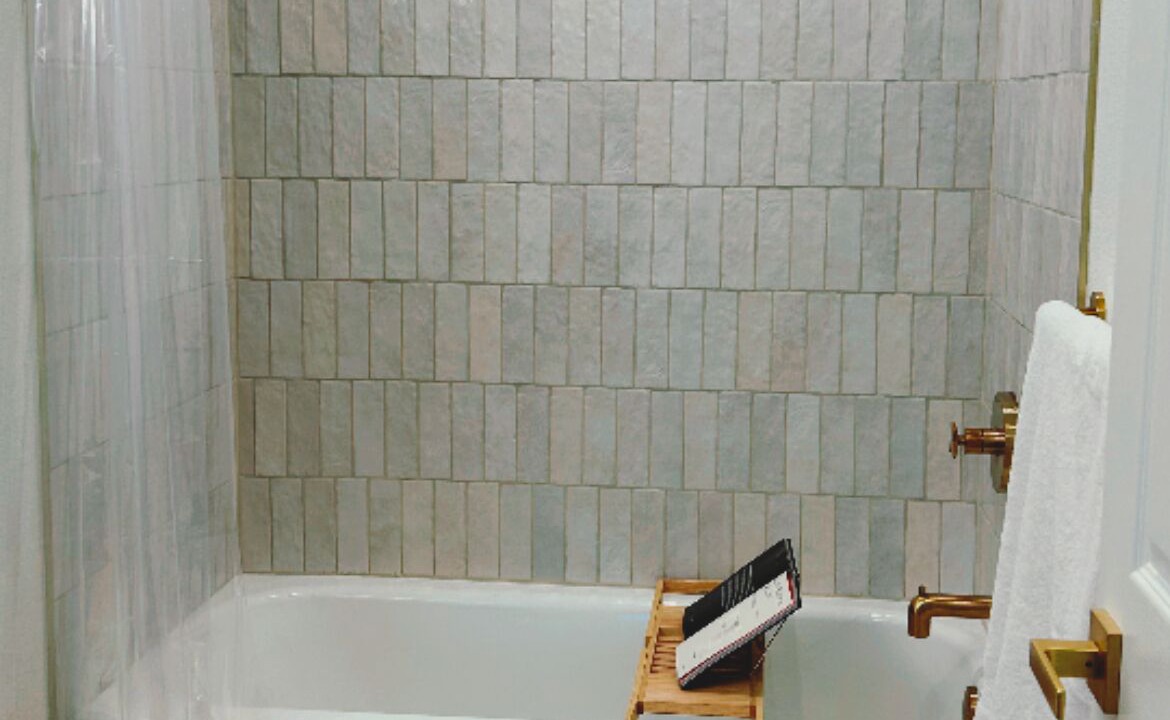 Photo of Bathroom in Bixby Knolls