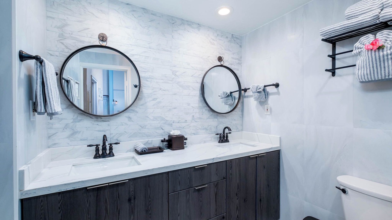 Photo of Bathroom in Rock Harbor