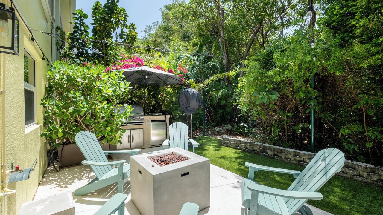 Photo of Patio Balcony in Rock Harbor