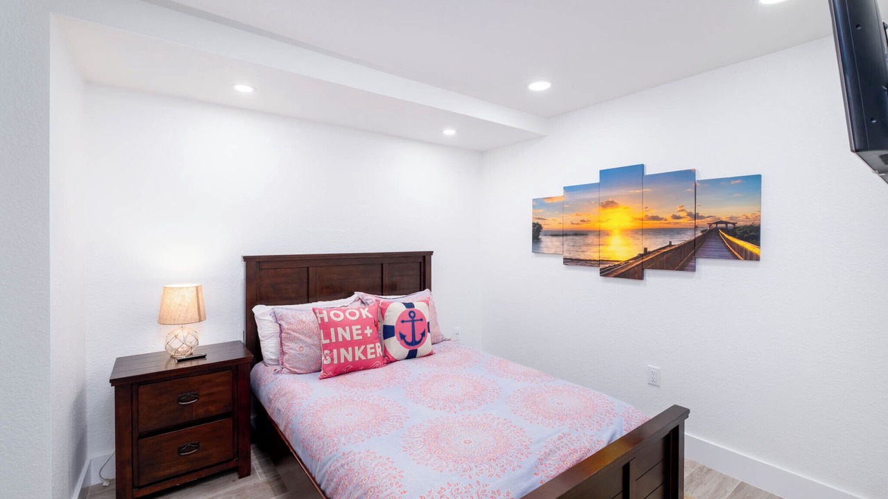 Photo of Bedroom in Rock Harbor