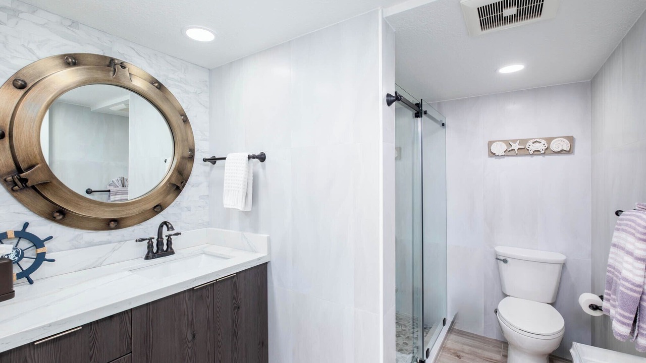Photo of Bathroom in Rock Harbor