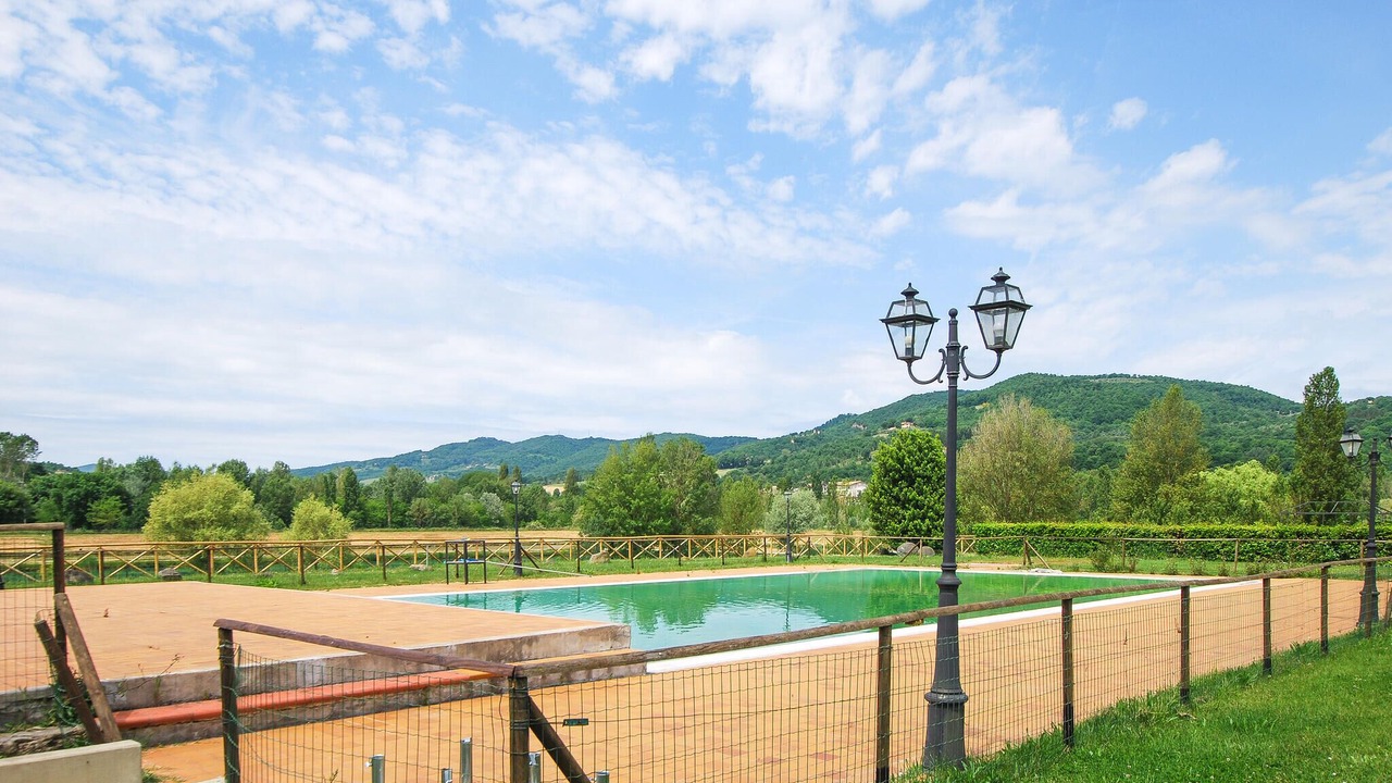 Photo of Outdoor in Montone