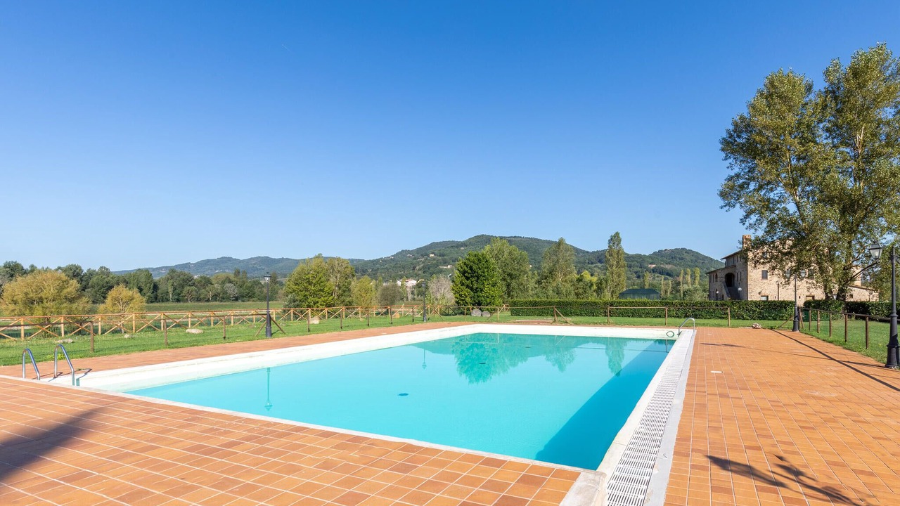 Photo of Outdoor in Montone