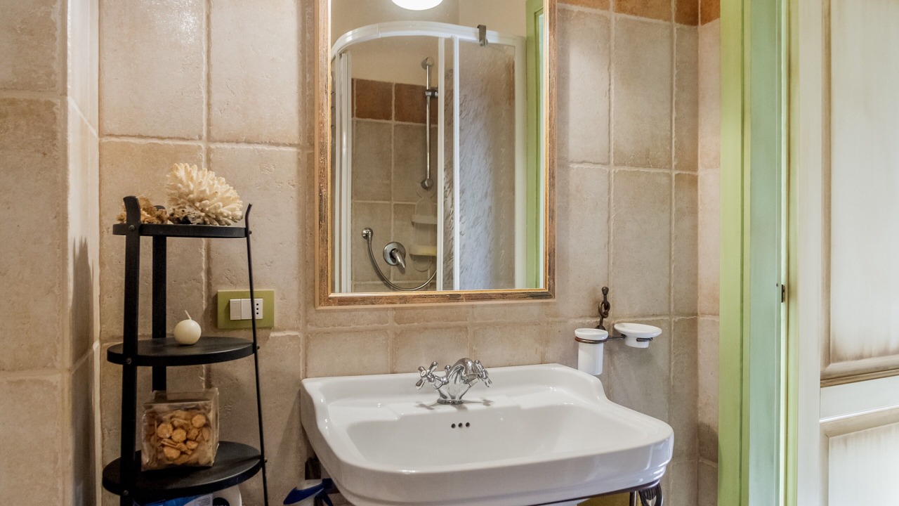 Photo of Bathroom in Campiglia Marittima