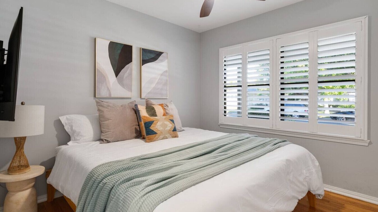 Photo of Bedroom in South of Conant