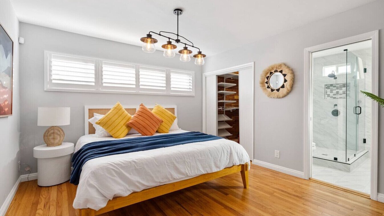 Photo of Bedroom in South of Conant