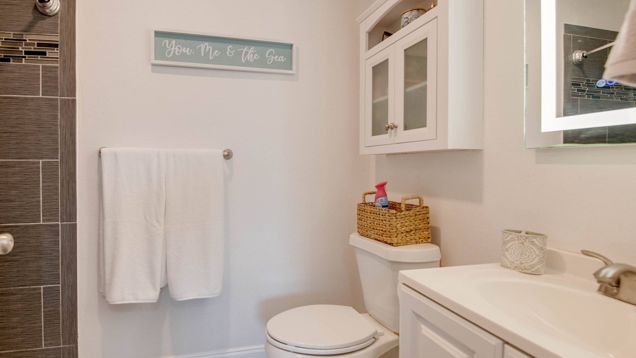 Photo of Bathroom in Cutthroat Harbor Estates