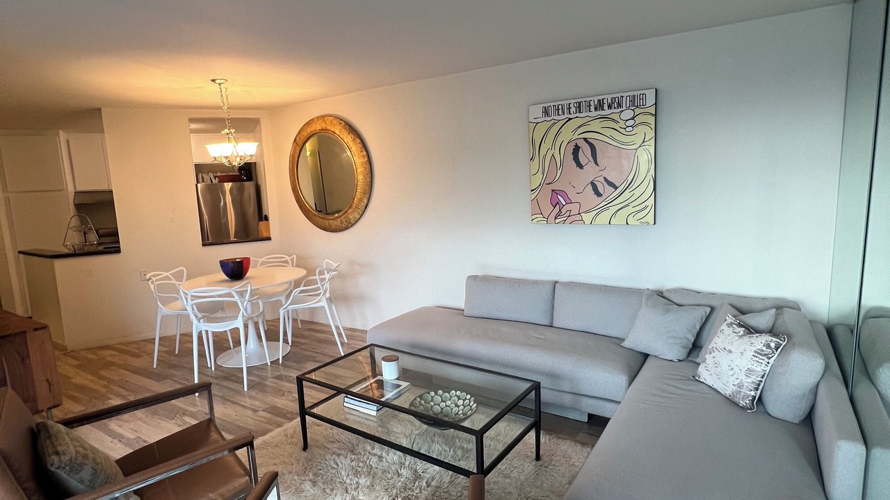 Photo of Livingroom in South Redondo
