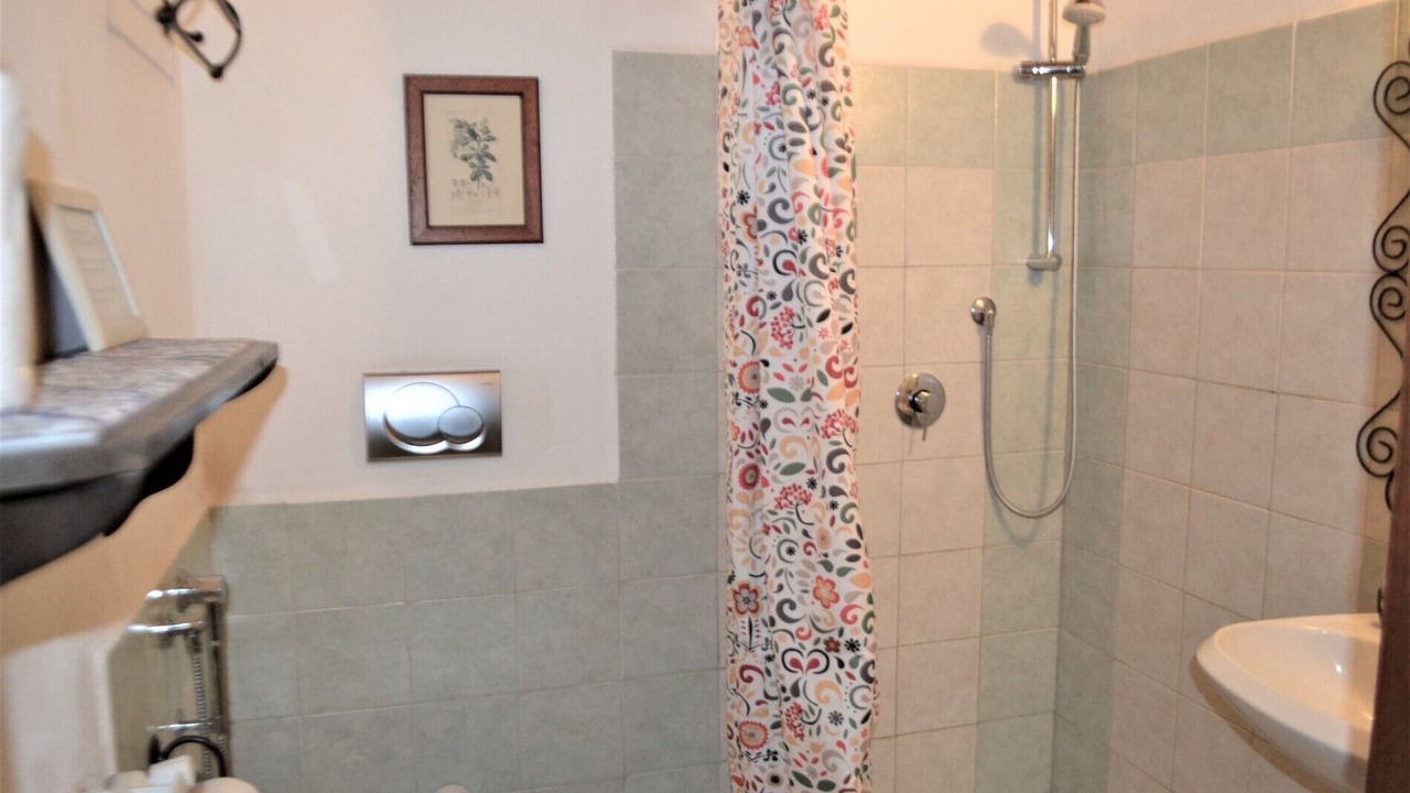 Photo of Bathroom in Pomarance