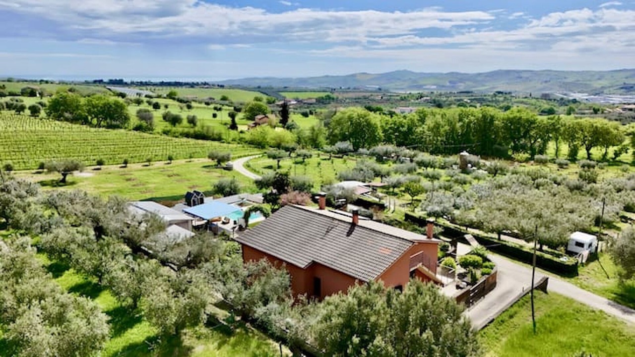 Photo of Outdoor in Bellante