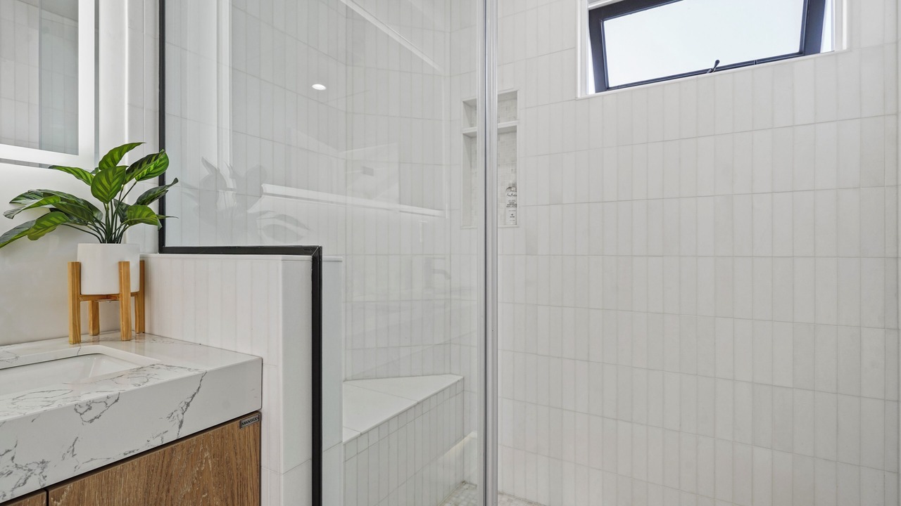 Photo of Bathroom in Rossmoor