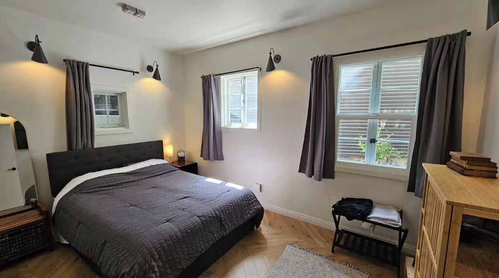 Photo of Bedroom in Hollywood