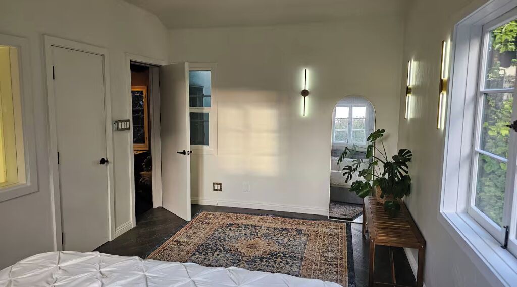 Photo of Bedroom in Hollywood